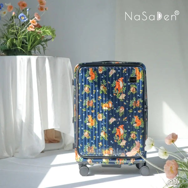 【納莎登 NaSaDen】★29吋 萊茵系列前開行李箱 經典花色版 英格藍貓深藍